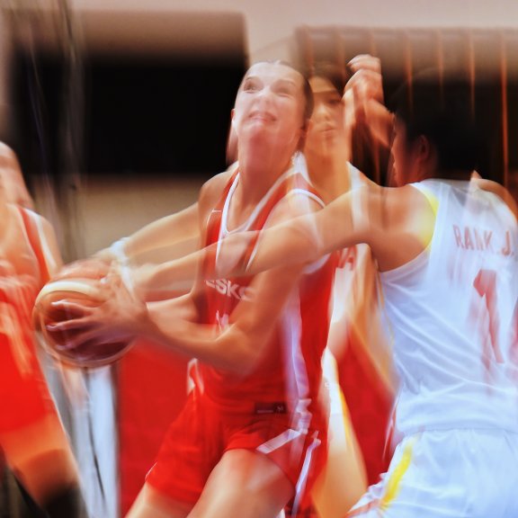Čína - Česko, mistrovství světa basketbalistek do 19 let.